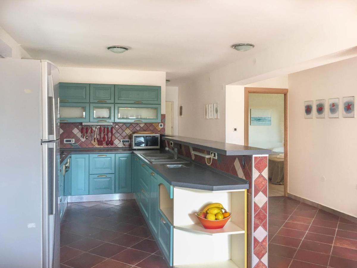 Elysium Apartment Пула Екстериор снимка